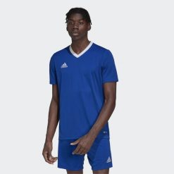 Koszulka piłkarska męska adidas Entrada 22 Jersey. Niebieskie t-shirty sportowe męskie ADIDAS, m, bez wzorów, z jersey, sportowe, bez ramiączek. Za 59.00 zł.