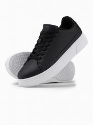 Buty sneakersy męskie z ekoskóry na grubej podeszwie – czarne V5. Czarne buty sportowe na co dzień męskie Ombre Clothing, m, bez wzorów, z dzianiny, wizytowe, bez ramiączek, bez kaptura. W wyprzedaży za 109.99 zł.