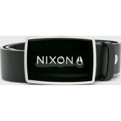 Nixon - Pasek Enamel Wordmark. Paski męskie marki Nixon. W wyprzedaży za 89.90 zł.