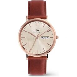 Daniel Wellington Mężczyźni zegarek Daniel Wellington Classic Day Display srebrny - stal nierdzewna i skóra Zegarki męskie 1 ct Męskie. Szare zegarki męskie Daniel Wellington, z materiału, srebrne. Za 798.99 zł.