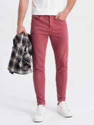 Spodnie męskie jeansowe o kroju SLIM FIT - czerwone V7 - Rozmiar: M. Czerwone długie spodnie sportowe męskie Ombre Clothing, bez wzorów, z bawełny. W wyprzedaży za 59.99 zł.