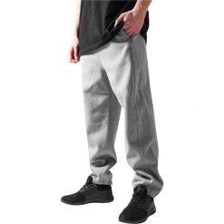 Spodnie Urban Classics basic. Szare spodnie na co dzień męskie Urban Classics, bez wzorów, długie. Za 191.00 zł.