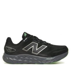 Buty do biegania New Balance. Czarne buty do biegania męskie New Balance, bez wzorów, bez zapięcia, do biegania. Za 479.99 zł.