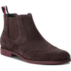 Sztyblety TOMMY HILFIGER - Dressy Casual Suede FM0FM01747 Coffee Bean 212. Sztyblety męskie marki Tommy Hilfiger. W wyprzedaży za 359.00 zł.
