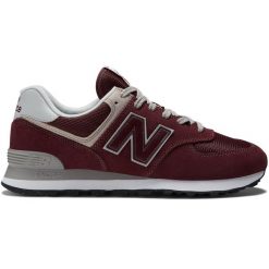 Buty męskie New Balance ML574EVM - bordowe. Czerwone buty sportowe na co dzień męskie New Balance, m, bez wzorów, z gumy, klasyczne, bez ramiączek, bez kaptura. Za 499.99 zł.