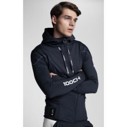 Bluza męska Kamil Stoch Collection BLM502 - granat. Bluzy z kapturem męskie marki 4f. W wyprzedaży za 149.99 zł.