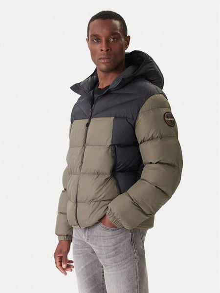 Napapijri Kurtka zimowa A-Molveno NP0A88V2 Zielony Regular Fit. Zielone kurtki męskie Napapijri, na zimę, m, bez wzorów, z syntetyku, bez ramiączek, bez kaptura. Za 789.00 zł.