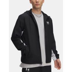 Kurtka męska Under Armour Rival Woven Windbreaker. Czarne kurtki męskie Under Armour, m, bez wzorów, sportowe, bez ramiączek, bez kaptura. Za 229.99 zł.