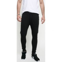 Only & Sons - Spodnie Kendrick. Długie spodnie sportowe męskie marki Only & Sons. W wyprzedaży za 89.90 zł.