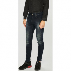 Guess Jeans - Jeansy Jay. Jeansy męskie marki Guess Jeans. W wyprzedaży za 399.90 zł.