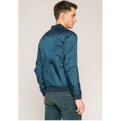 Produkt by Jack & Jones - Kurtka bomber. Czarne kurtki męskie PRODUKT by Jack & Jones, m, bez wzorów, z poliesteru, bez ramiączek, bez kaptura. W wyprzedaży za 89.90 zł.