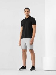 4F Spodenki casual męskie 4F x Robert Lewandowski L. Szare szorty męskie 4f, bez wzorów, z bawełny, casualowe. W wyprzedaży za 99.99 zł.