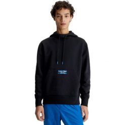 Bluza z kapturem Calvin Klein Logo Hoodie, Mężczyźni. Czarne bluzy nierozpinane męskie Calvin Klein, m, bez wzorów, z bawełny, z kapturem. Za 490.00 zł.