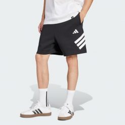 Szorty Future Icons z 3 paskami. Czarne szorty sportowe męskie ADIDAS, bez wzorów, sportowe. Za 199.00 zł.