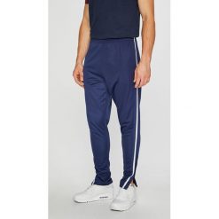 Brave Soul - Spodnie. Szare spodnie na co dzień męskie Brave Soul, casualowe. Za 59.90 zł.