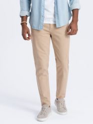Jeansowe spodnie męskie bez przetarć SLIM FIT - beżowe V8 - Rozmiar: XXL. Brązowe długie spodnie sportowe męskie Ombre Clothing, bez wzorów, z bawełny. W wyprzedaży za 89.99 zł.