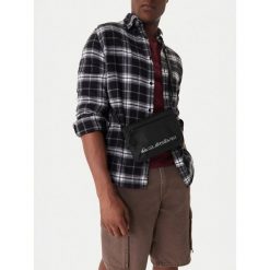 Saszetka Quiksilver. Czarne saszetki męskie Quiksilver, bez wzorów, małe. Za 99.99 zł.