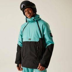 Kurtka narciarska męska z membraną T-Bar Overhead II Dare 2b. Niebieskie kurtki narciarskie i snowboardowe męskie Dare 2B, na zimę, m, bez wzorów, z tkaniny, bez kaptura, narciarskie. W wyprzedaży za 599.99 zł.