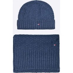 Tommy Hilfiger - Szalik + czapka. Czapki męskie marki Tommy Hilfiger. W wyprzedaży za 299.90 zł.