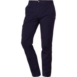 PS by Paul Smith Spodnie materiałowe dark navy. Niebieskie spodnie na co dzień męskie PS by Paul Smith, z bawełny. Za 689.00 zł.