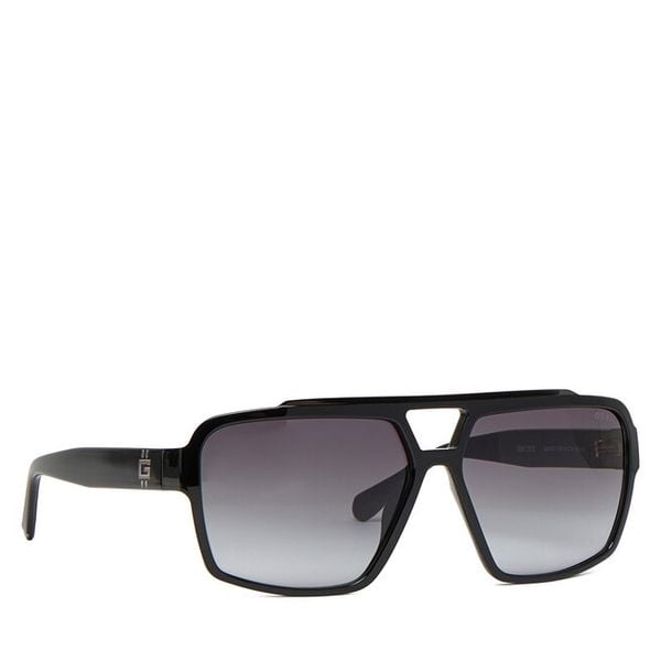 Okulary przeciwsłoneczne Guess. Czarne okulary przeciwsłoneczne męskie Guess, z aplikacjami. Za 499.99 zł.