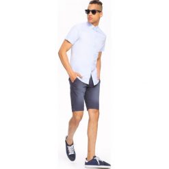 KOSZULA KRÓTKI RĘKAW MĘSKA SLIM FIT. Koszule męskie marki TOP SECRET. W wyprzedaży za 49.99 zł.