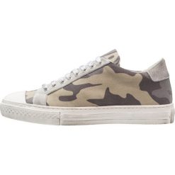 Antony Morato Sneakersy niskie army green. Buty sportowe na co dzień męskie marki Antony Morato. W wyprzedaży za 363.35 zł.