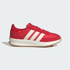 Buty Run 70s 2.0. Białe buty do biegania męskie ADIDAS, bez wzorów, z materiału, sportowe, bez obcasa, bez zapięcia. W wyprzedaży za 155.35 zł.