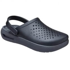 Buty do chodzenia męskie Crocs Inmotion Clog. Czarne buty trekkingowe męskie Crocs, bez wzorów, z gumy, bez zapięcia, trekkingowe. Za 395.00 zł.
