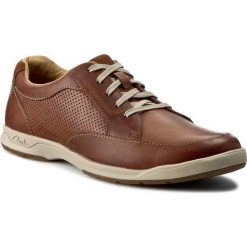 Półbuty CLARKS - Stafford Park5 203585937 Tan Leather. Codzienne półbuty męskie marki Clarks. W wyprzedaży za 269.00 zł.