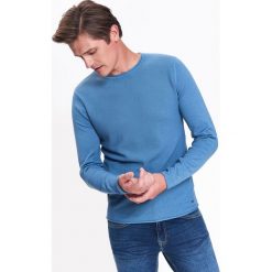 SWETER MĘSKI Z FAKTURĄ. Swetry męskie marki TOP SECRET. W wyprzedaży za 39.99 zł.