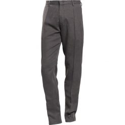 Emporio Armani PANTALONI Spodnie materiałowe grigio. Spodnie na co dzień męskie marki Emporio Armani. W wyprzedaży za 549.50 zł.