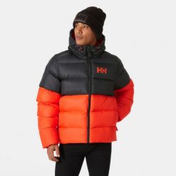 Kurtka z kapturem Helly Hansen Active. Czerwone kurtki męskie Helly Hansen, na zimę, m, bez wzorów, z puchu, casualowe, bez ramiączek, z kapturem. W wyprzedaży za 741.80 zł.