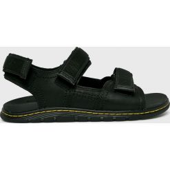 Dr Martens - Sandały. Czarne sandały męskie Dr. Martens, z materiału. Za 449.90 zł.