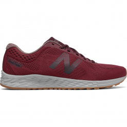 New Balance MARISLM1. Buty do biegania męskie marki New Balance. W wyprzedaży za 239.99 zł.