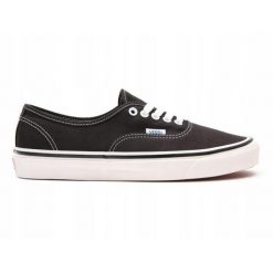 Buty na co dzień unisex VANS niskie trampki. Czarne trampki męskie Vans, bez wzorów, bez zapięcia. Za 295.00 zł.