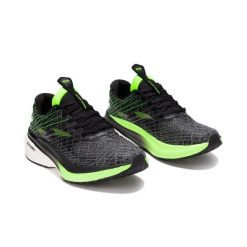 Buty do biegania męskie Joma Super Cross. Czarne buty do biegania męskie Joma, bez wzorów, bez zapięcia, do biegania. Za 269.99 zł.