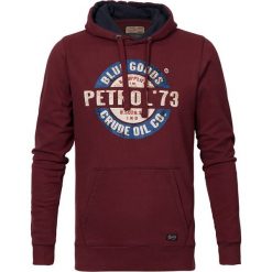 Bluza w kolorze bordowym. Bluzy z kapturem męskie marki Petrol Industries. W wyprzedaży za 93.95 zł.