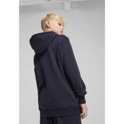 Młodzieżowa bluza z kapturem ESS z logo No. 1 PUMA New Navy Blue. Niebieskia bluzy nierozpinane męskie Puma, m, bez wzorów, z dżerseju, młodzieżowe, bez ramiączek, z kapturem. W wyprzedaży za 149.00 zł.