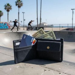 Portfel z płótna z blokadą RFID czarny. Czarne portfele męskie GHETTOBLASTER, bez wzorów. Za 147.63 zł.