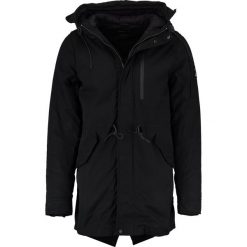 Chasin' TRASHER Parka black. Parki męskie marki Chasin'. W wyprzedaży za 359.50 zł.