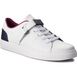 Sneakersy GUESS - FMLUB4 LEA12 WHIDE. Buty sportowe na co dzień męskie marki 4f. W wyprzedaży za 279.00 zł.