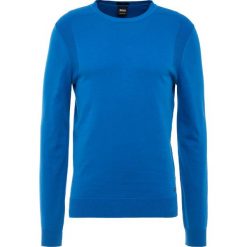 BOSS CASUAL KOSAWIROS Sweter bright blue. Swetry męskie marki BOSS CASUAL. Za 499.00 zł.