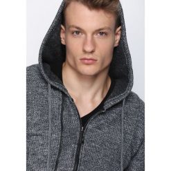 Szara Bluza Equanimity. Bluzy rozpinane męskie Born2be. Za 49.99 zł.