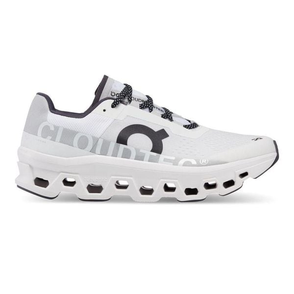 Buty do biegania męskie On Running Allwhite. Białe buty do biegania męskie On Running, bez wzorów, z materiału, bez zapięcia, do biegania. Za 1,068.00 zł.