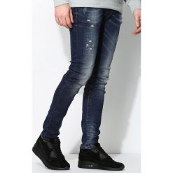 Granatowe Jeansy Relax Time. Szare jeansy męskie Born2be, z denimu. Za 49.99 zł.