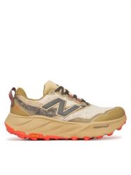 New Balance Buty do biegania Fresh Foam X Hierro v9 MHIER9N8 Beżowy. Brązowe buty do biegania męskie New Balance, bez wzorów, z materiału, bez zapięcia, do biegania. Za 699.99 zł.