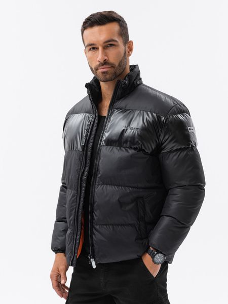 Kurtka męska zimowa z kontrastową podszewką - czarna V2 - Rozmiar: XL. Czarne kurtki męskie Ombre Clothing, na zimę, m, bez wzorów, z nylonu, bez ramiączek, bez kaptura. W wyprzedaży za 199.99 zł.
