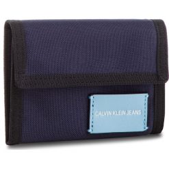 Duży Portfel Męski CALVIN KLEIN JEANS - Sp Essential + Canvas Billfold K40K400841 453. Portfele męskie marki Calvin Klein Jeans. Za 179.00 zł.