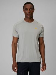 4F Koszulka trekkingowa regular szybkoschnąca męska - szara L. Szare t-shirty męskie 4f, l, bez wzorów, z materiału, bez kołnierzyka, bez ramiączek. Za 119.99 zł.